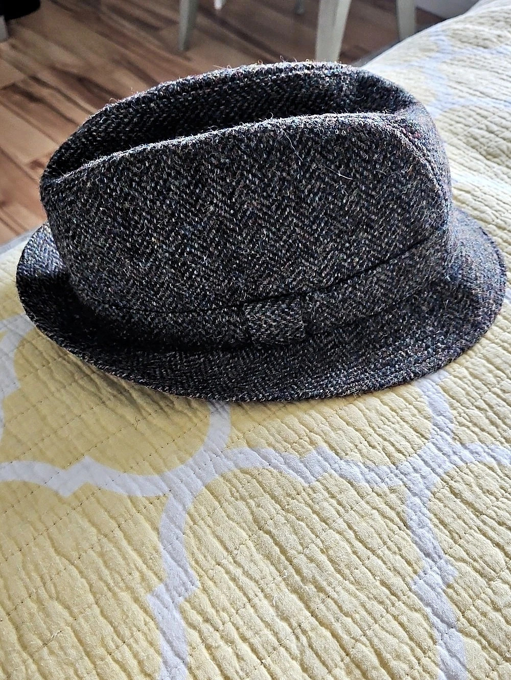 Harris Tweed Plaid Wool Hat Unisex XL NWT
